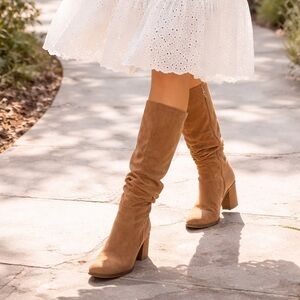 Women's Junie Boots with Memory Foam Insole - Universal Thread™ Tan Sz 9.5